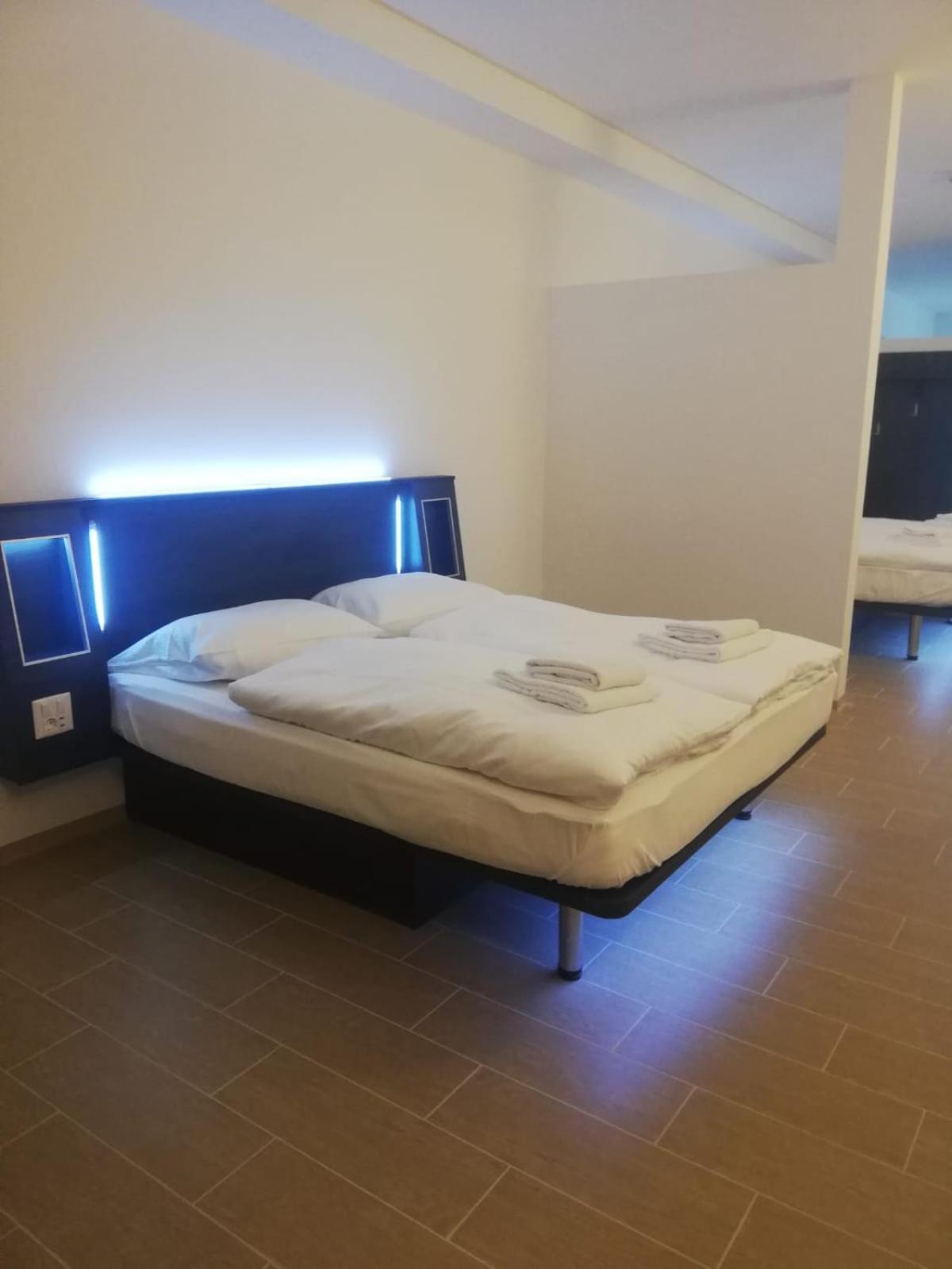 Augustus Hotel Bernkastel - Comfortable Budget Hotel Pokoj fotografie